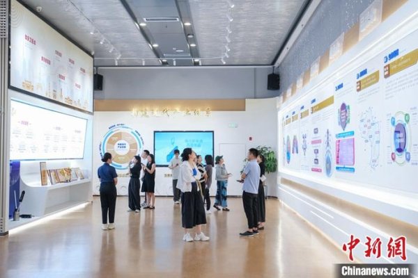 在线配资门户 媒体走进河北高阳 探访产业育城中心